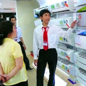 NHÂN VIÊN BÁN HÀNG